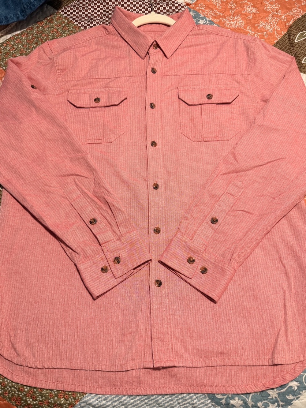 prAna Men’s Organic Cotton Burnt Coral Herringbone Button Up Shirt Large Outdoor